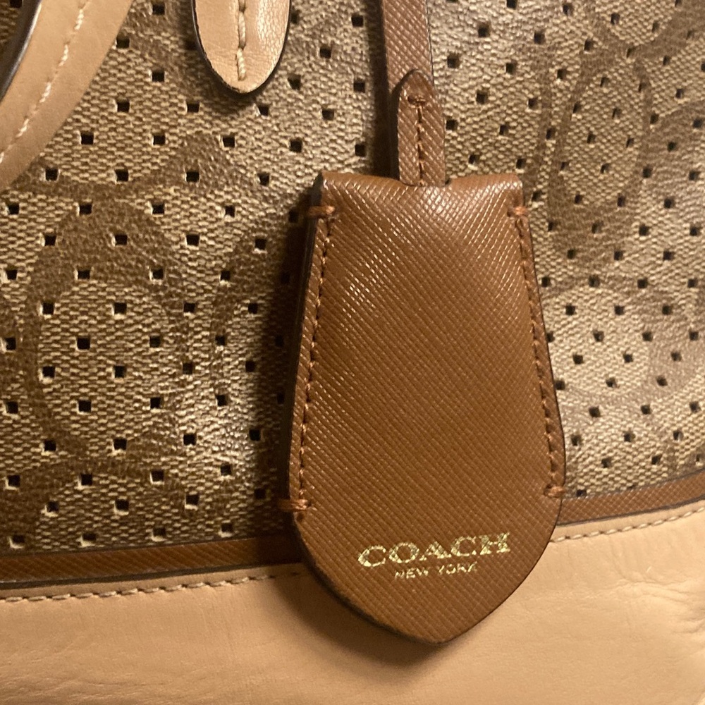Coach Brown and Tan Shoulder Bag - Picture 3 of 15